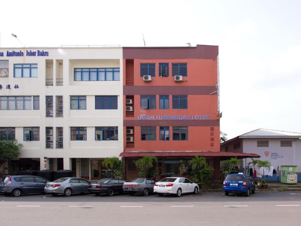 Lotus Hotel Johor Bahru Extérieur photo